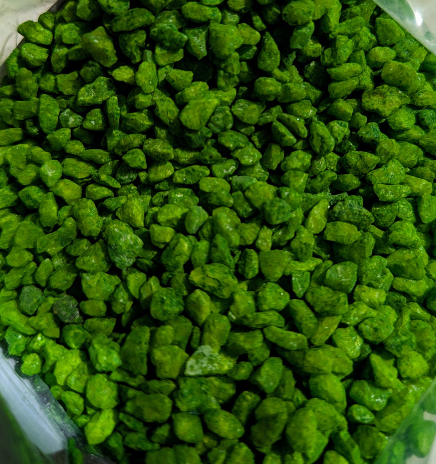 Terrarium stones Green 2-3 mm 500g bags